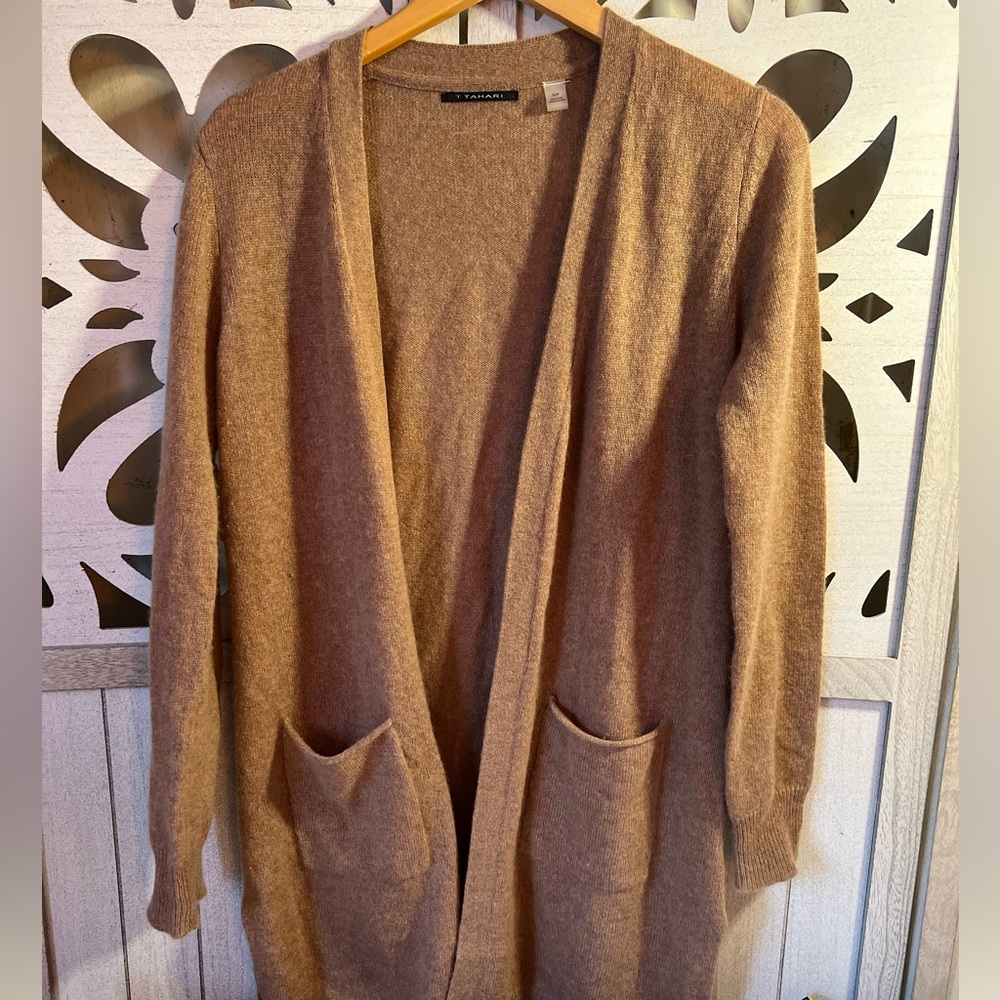 🧥 Tahari 100% Cashmere Longline Cardigan – Size Small